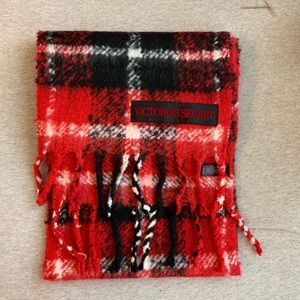 Victoria’s Secret Scarf NEW